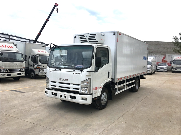 五十鈴KV600冷藏車-廂長(zhǎng)5米